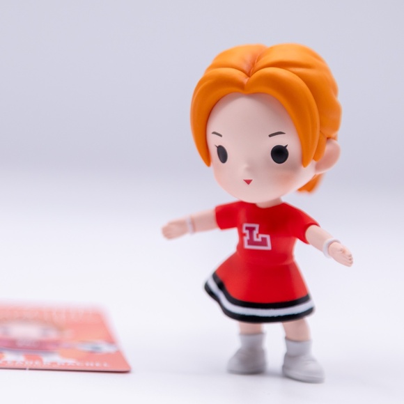 Pop Mart x Cheerleader Rachel FRIENDS TV Series Confirmed Figure Blind Box BNWT - Picture 5 of 6